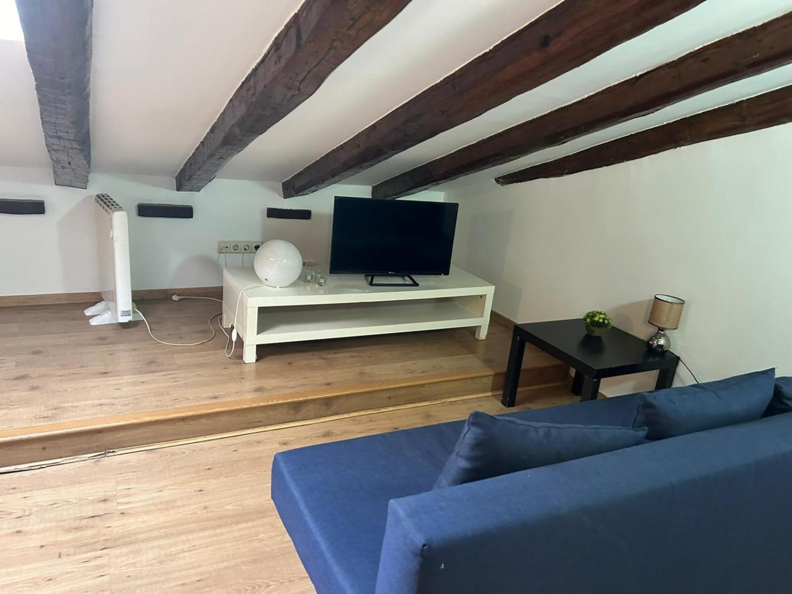 Comodo Atico En Tirso De Molina Madrid Ngoại thất bức ảnh
